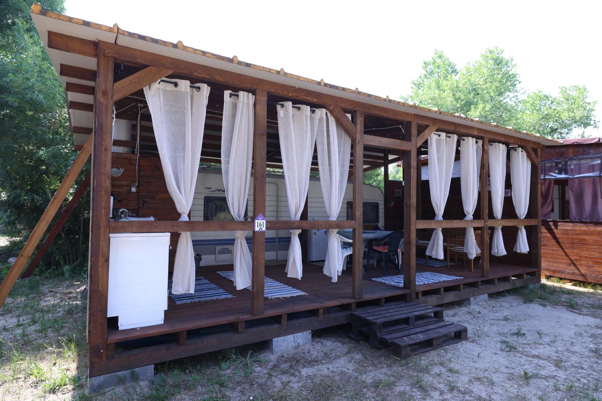 Sea Caravan On The Beach Kiten  Buitenkant foto