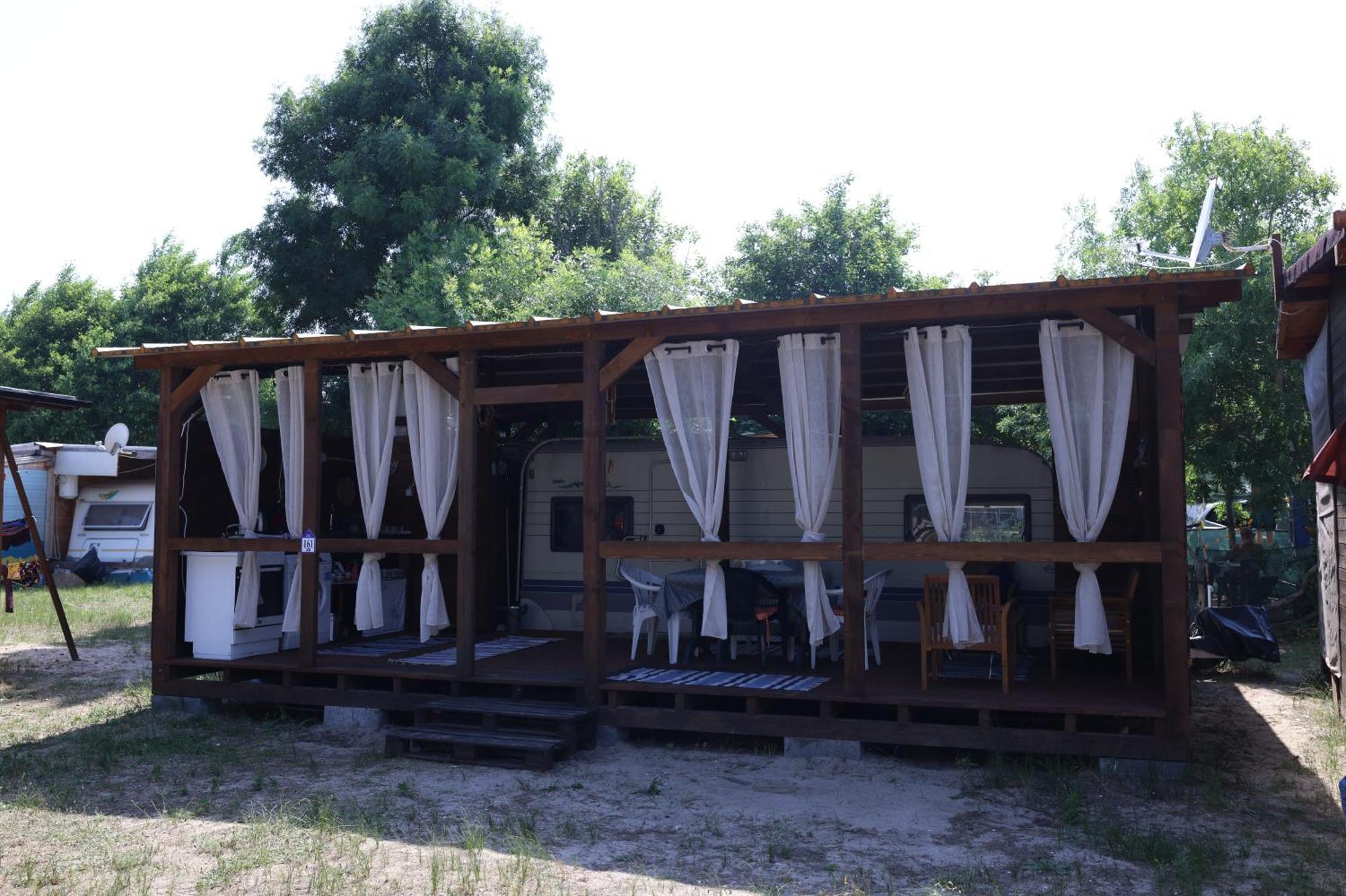 Sea Caravan On The Beach Kiten  Buitenkant foto